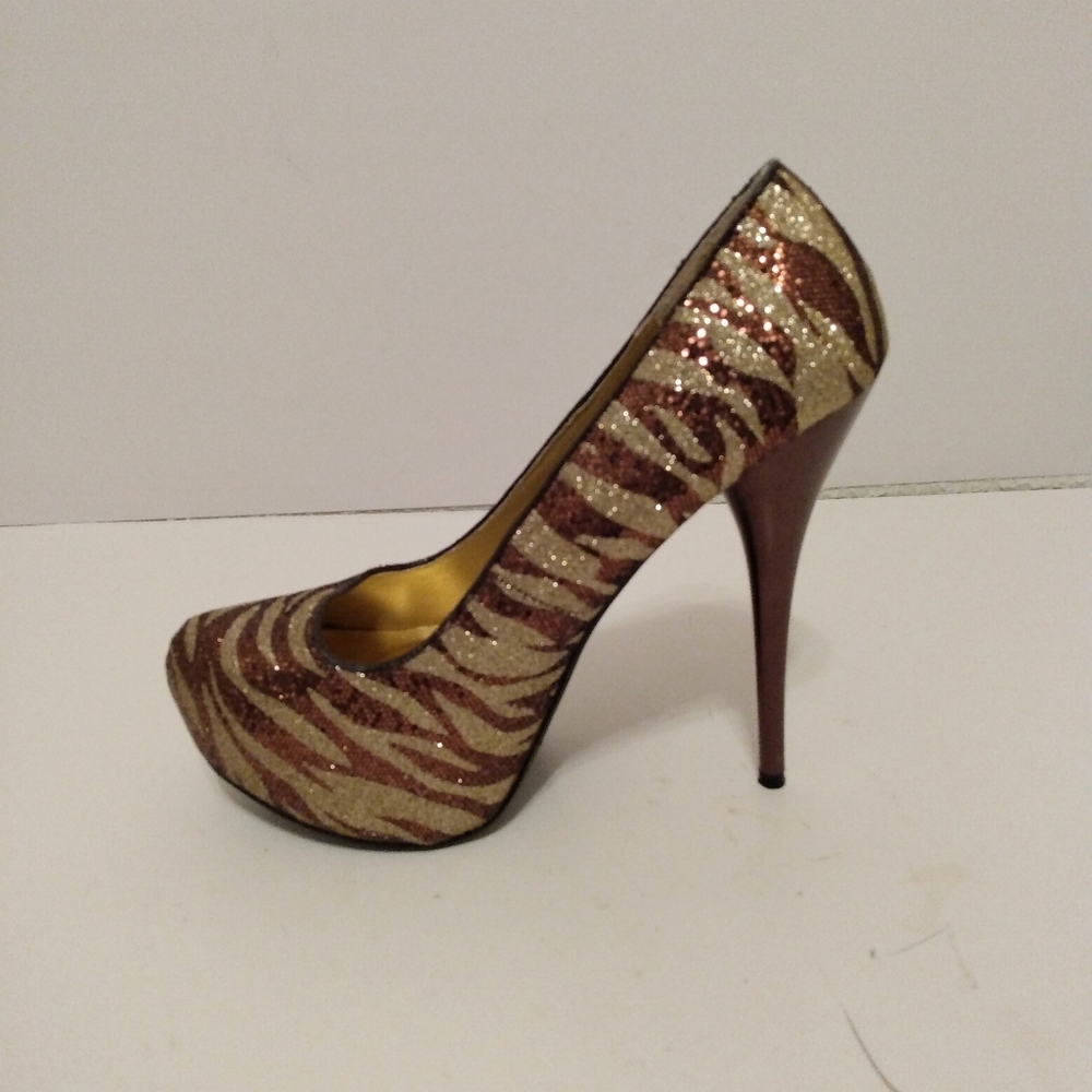 Qupid Brown Gold Glitter Print Pump 5 1/2" Heels sz 7